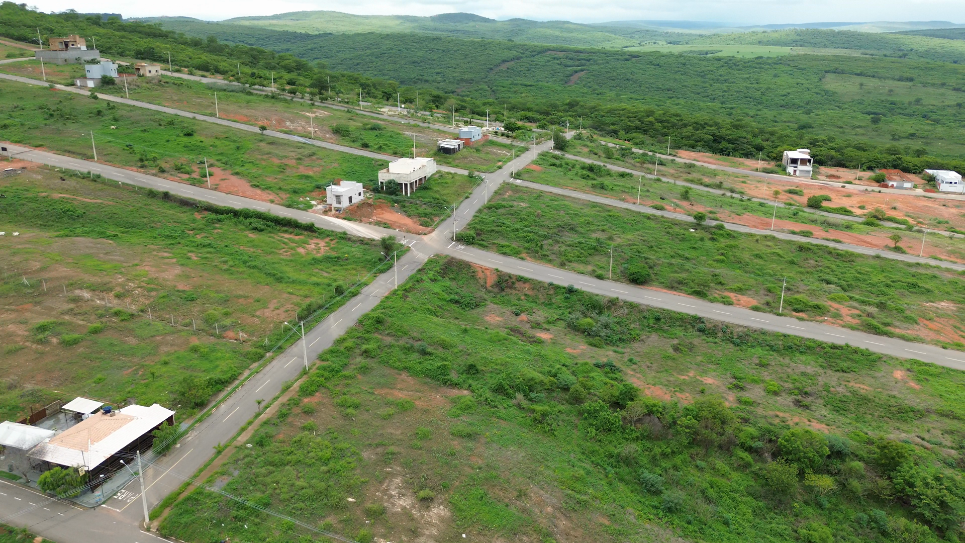 Vista aérea do Belvedere com avenidas e quadras